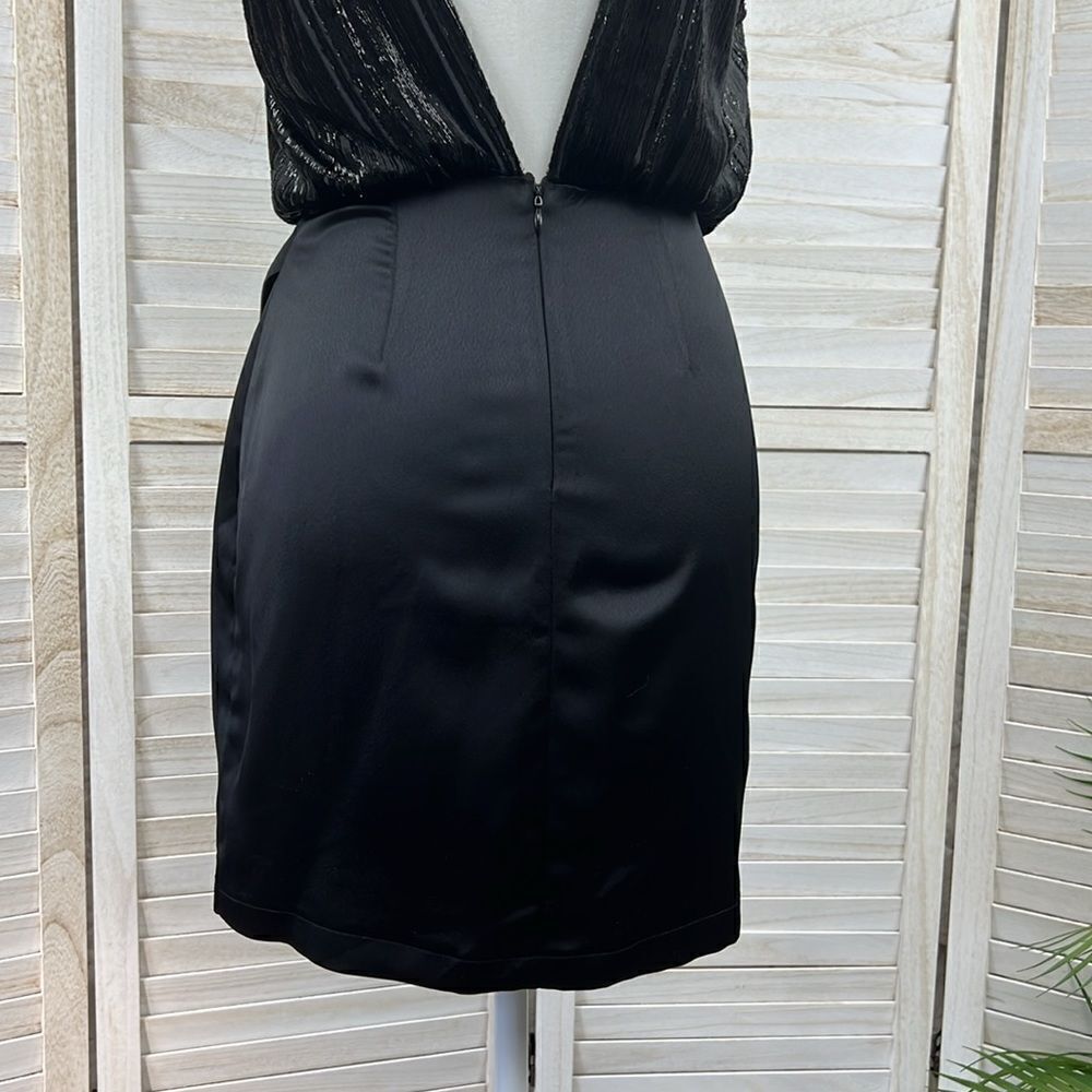 ASTR The Label Callie V-Neck Mini Party Cocktail Dress Small - Picture 8 of 14